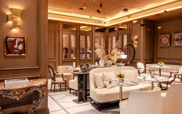 The Dolli at Acropolis, A Hotel to Live