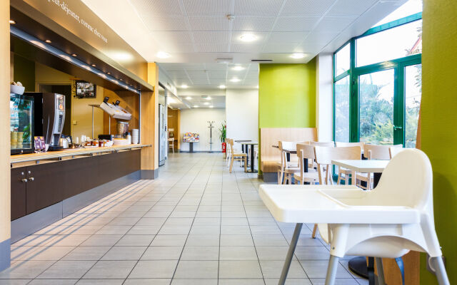 B&B HOTEL Orly Rungis Aéroport