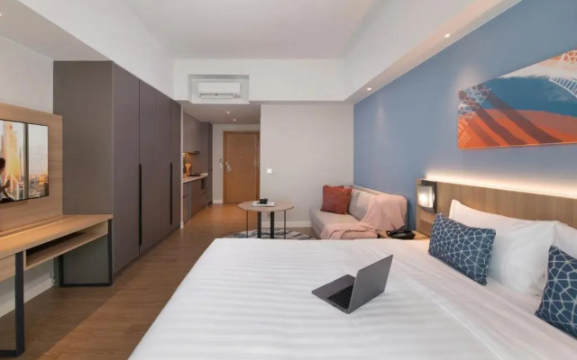 Citadines Roces Quezon City