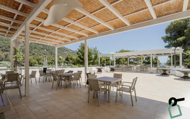 Hotiday Room Collection - Mattinata Faraglioni