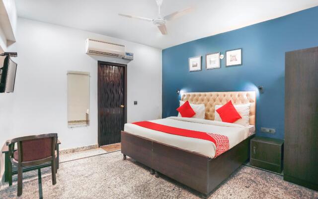 OYO 71170 Rest Come Ambika Inn Complex