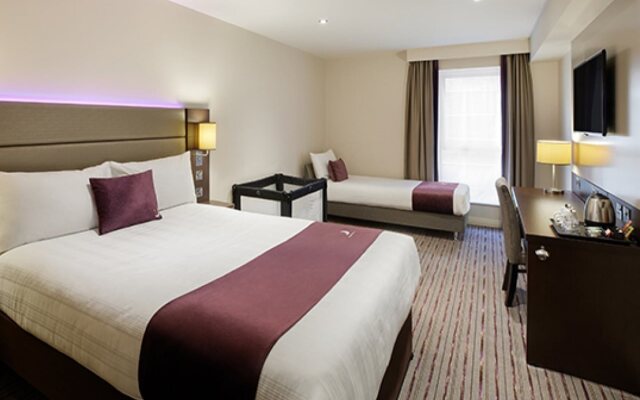 Premier Inn Liverpool - Roby