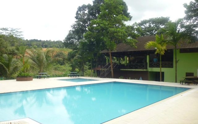 Kota Tinggi Waterfalls Resort