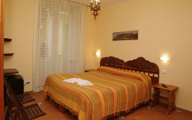 DolceVita Sorrento Guest House