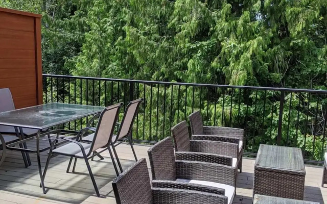 Alpine Escape by Revelstoke Vacations