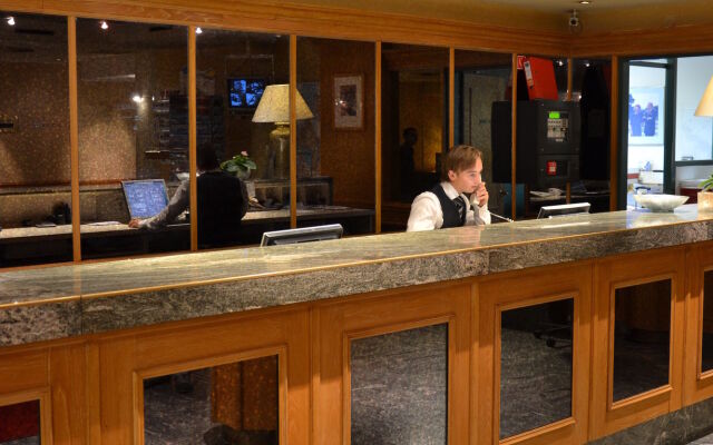 Fletcher Hotel-Restaurant Carlton