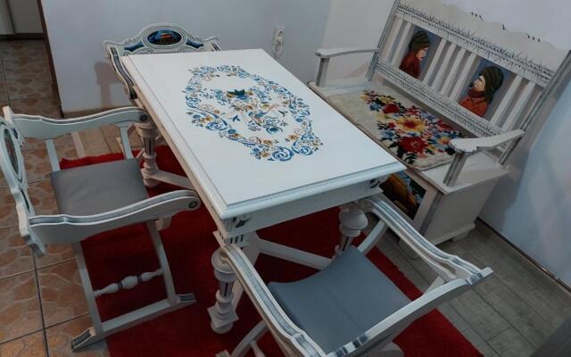 Vintage Central Apartament