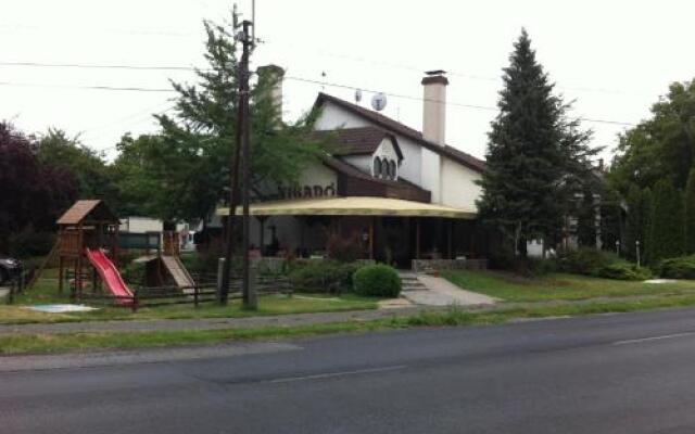 Vígadó Apartmanház