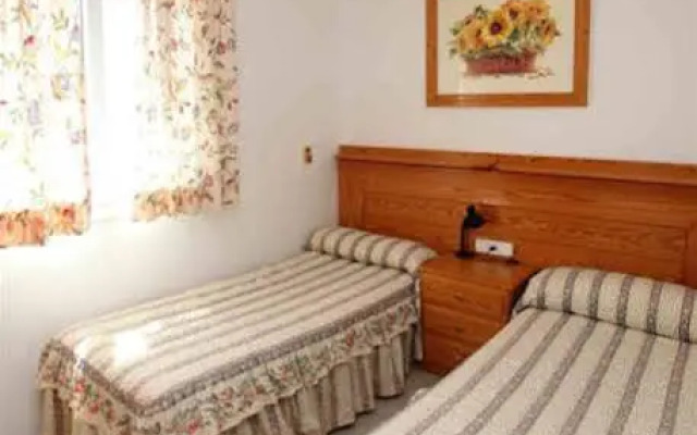 Apartamentos La Proa