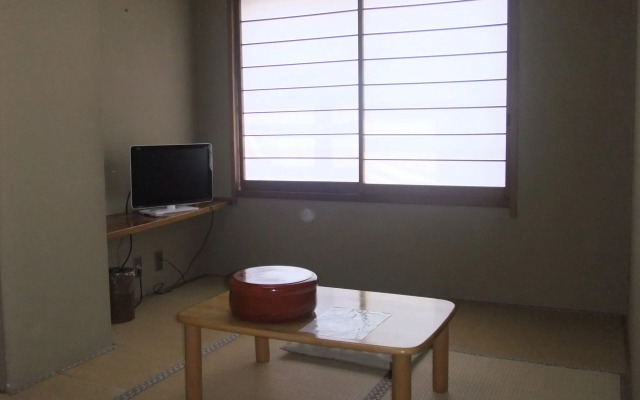 Kawaguchiko Station Inn