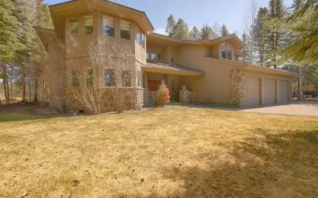 Winners Circle 30 5 Bedroom Home