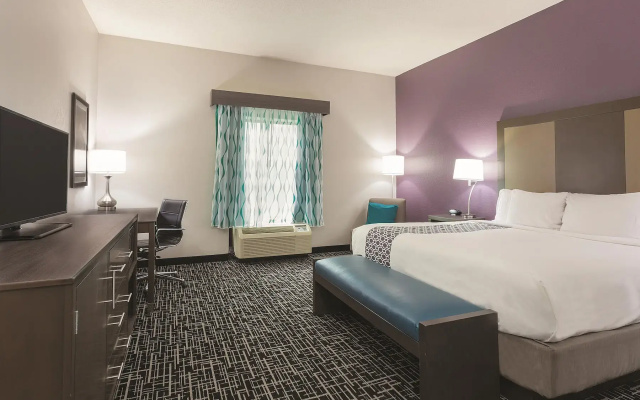 La Quinta Inn & Suites by Wyndham Covington