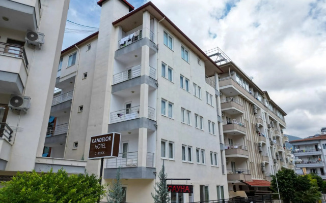 Kandelor Hotel