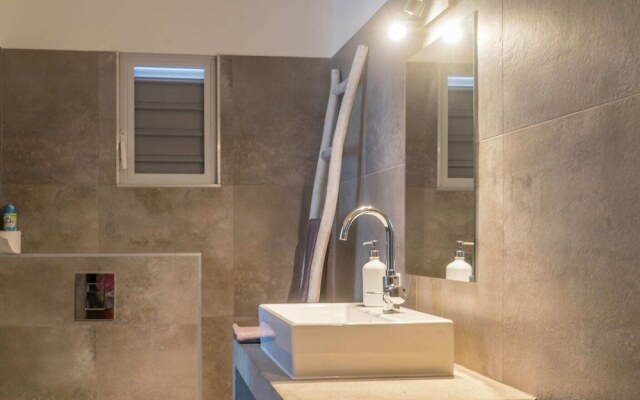 Cozy Apartment in Jan Thiel Curacao near  Beach