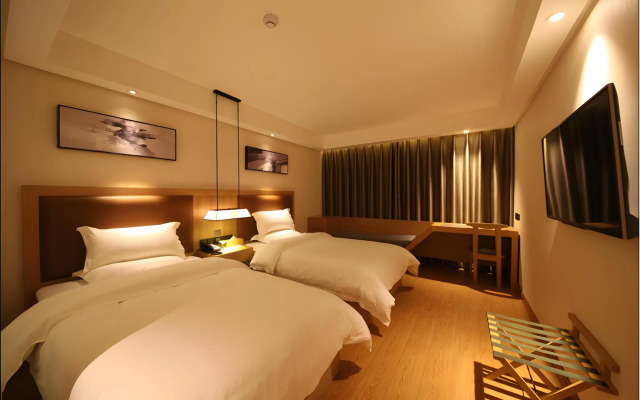 Starway Hotel