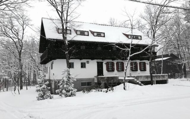 House of Finn Juhl Hotel Hakuba