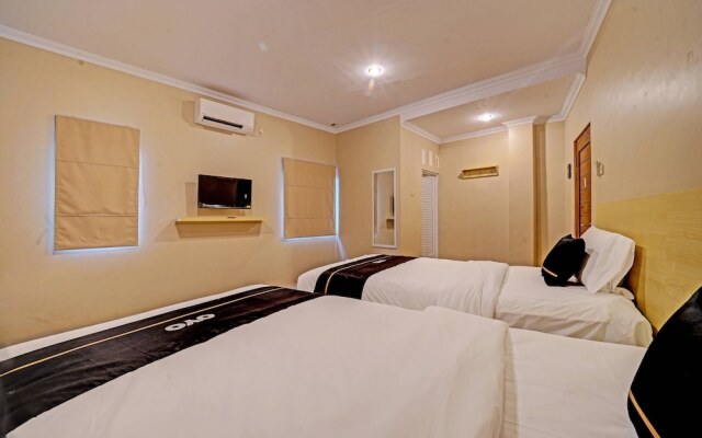 Super OYO Collection O Andono Hotel