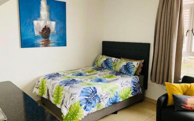 206 Tenbury Beach Apartment