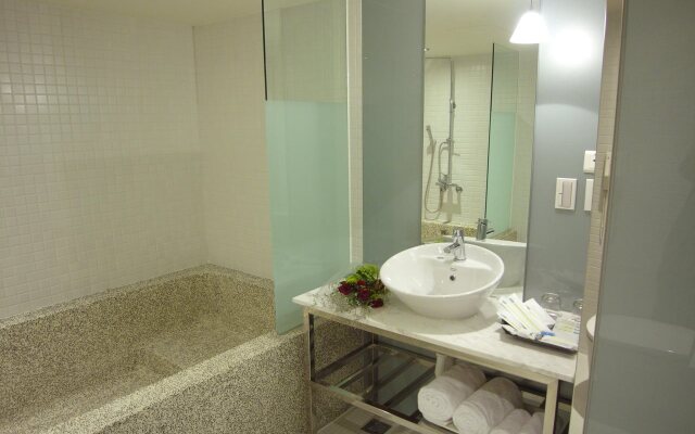 Sunrise Business Hotel – Taipei Main Station