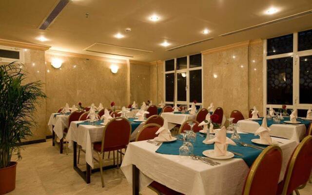 Haneen Al Firdous Hotel