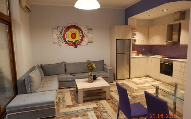 Kasteli Suites