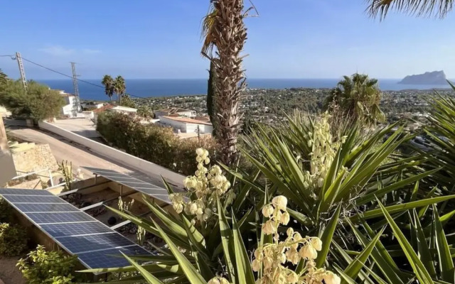 Villa Miraflores Comfortable Holiday Residence