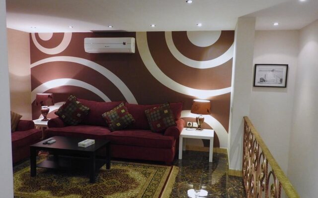 Gold Inn Hotel
