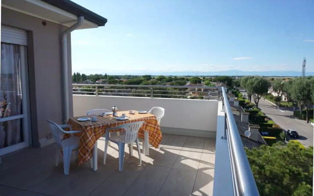 Great and Bright Apartment With Pool - Beahost