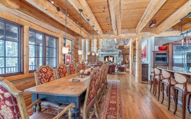 Hilltop Hideaway by Exceptional Stays