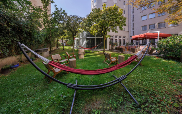 Radisson RED Berlin Kudamm