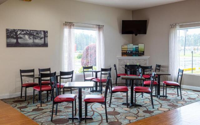 Red Roof Inn Savannah - Richmond Hill/ I-95