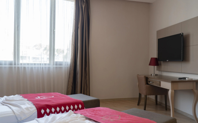 Ladies Beach Suit Otel