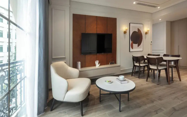 Otis Apartment