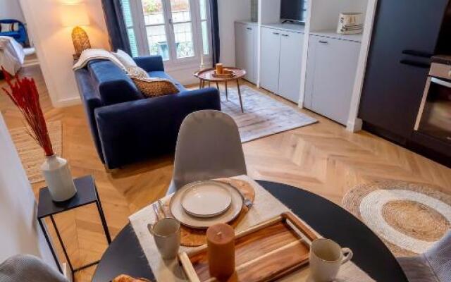 Superbe 2P Plage/ Promenade des Anglais 203