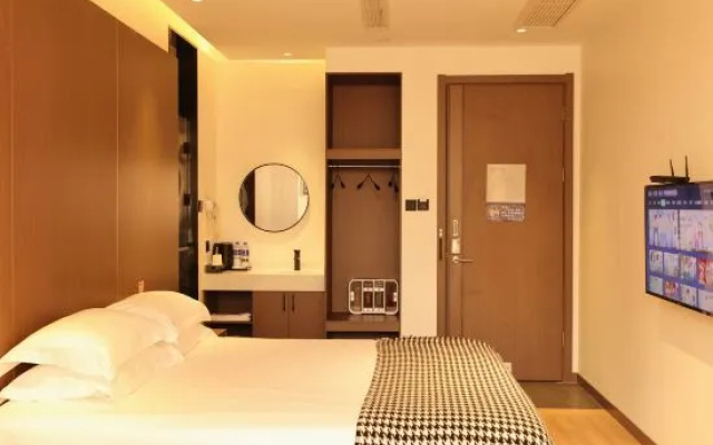 Bay Valley Garden Hotel (Huzhou Golden Century Plaza Store) – Guest Rooms – Huzhou