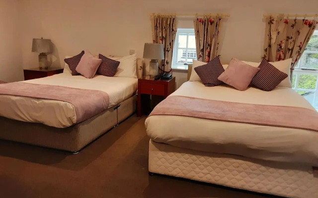 Liffey Valley House Hotel