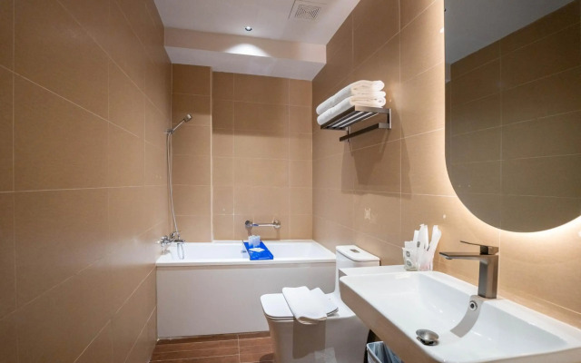 Rest Bugis Hotel