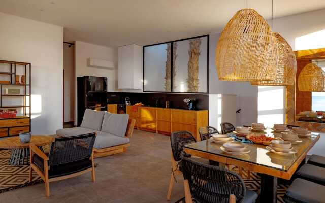 Crystalia Beach House