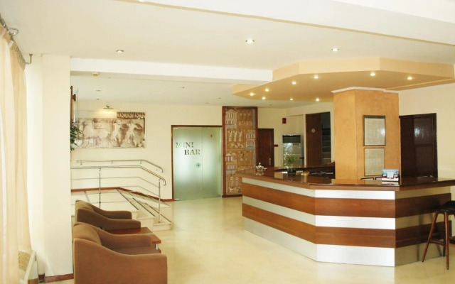 Omiros Hotel