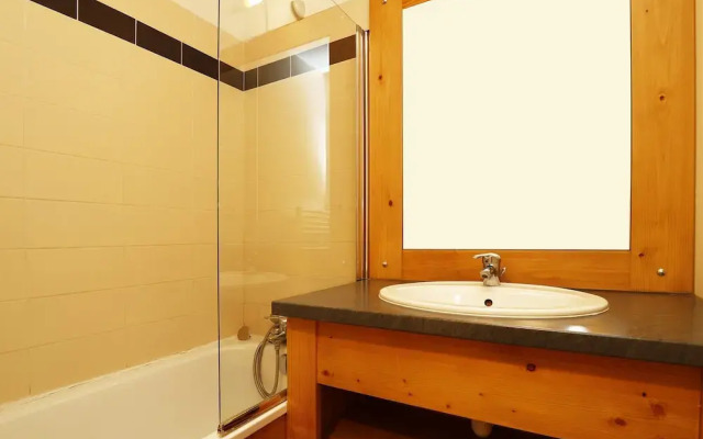 Apartment in Orcieres With Heated Pool