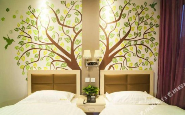 Super 8 Collection Hotel (Beijing Capital Airport New International Exhibition Center)