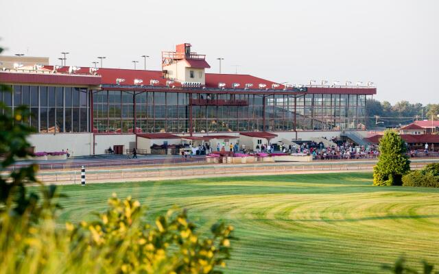 Rodeway Inn & Suites - Charles Town, WV