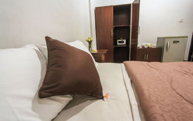 Hotel Lumbung Sari Legian