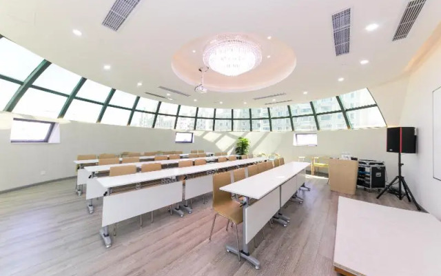 Ji Hotel Shanghai Xinzhuang South Square