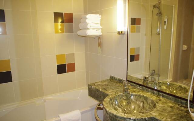 Mercure Saint Etienne Parc de LEurope