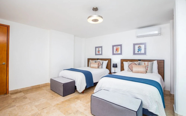 Condo Terra 13 by Kivoya