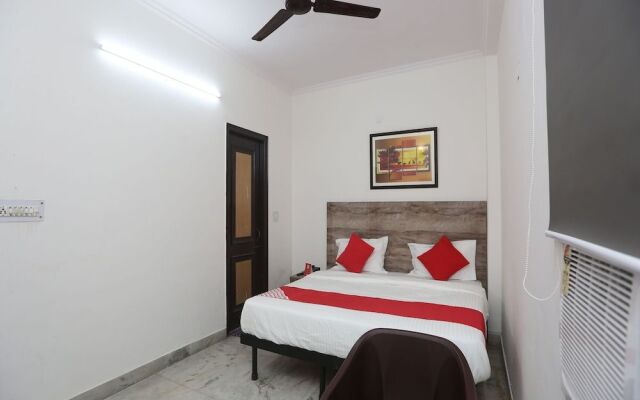 Oyo 22125 Bleu Ville