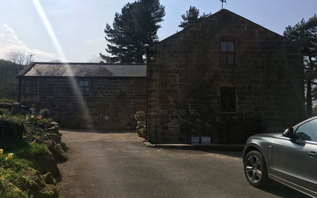 Otley Chevin B&B With Dining