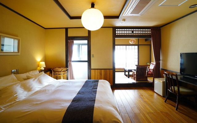 Imaihama Onsen Kiri no Kahori Sakura