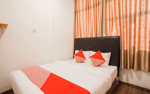 Sutomo Inn by OYO Rooms